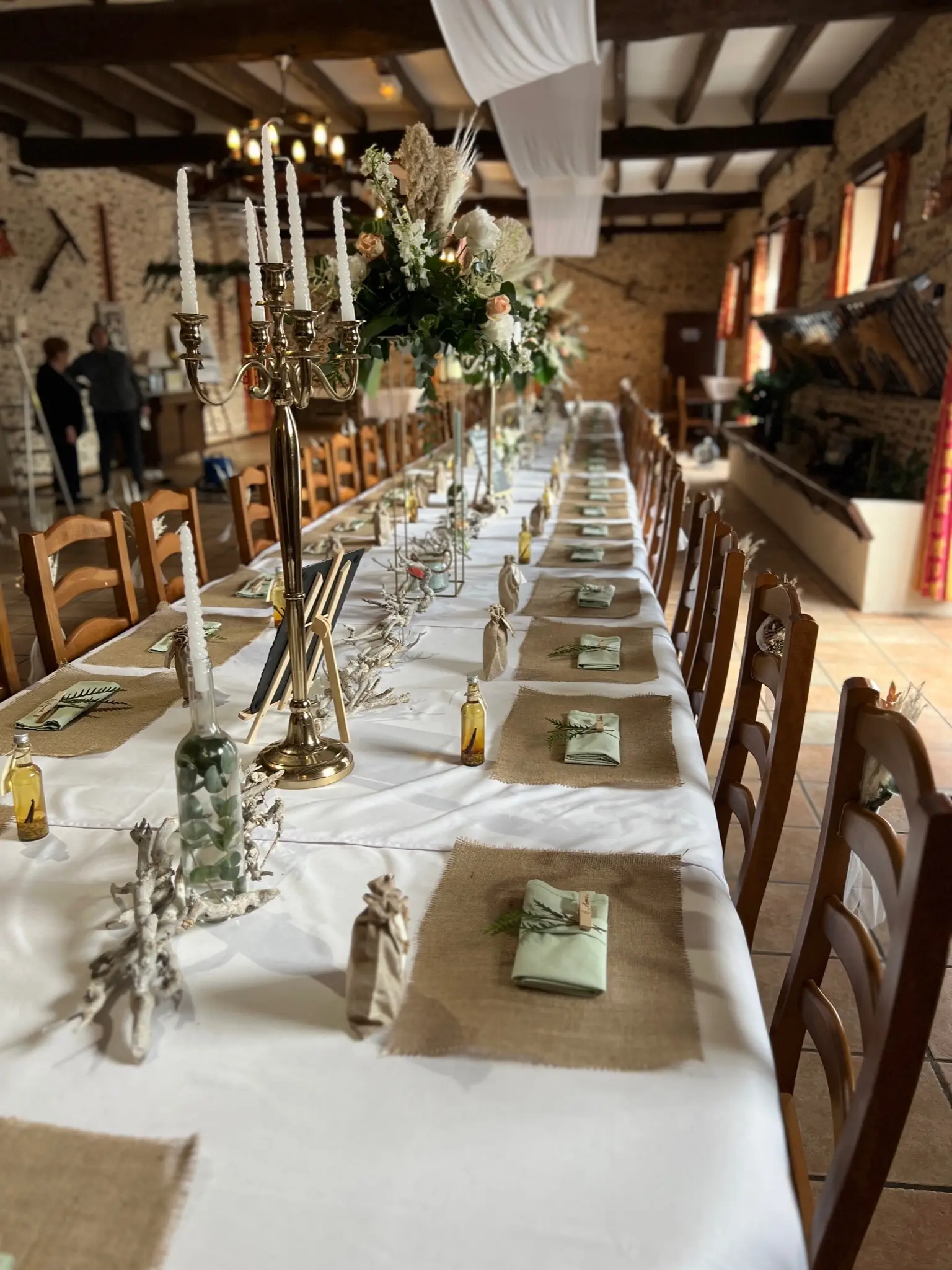 table — La Ferme Des Jallots, wedding and event venue near Paris